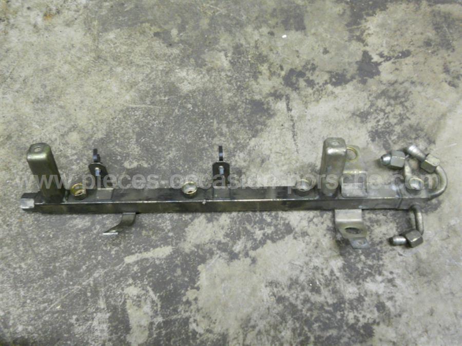 Rampe d'injection Porsche 944